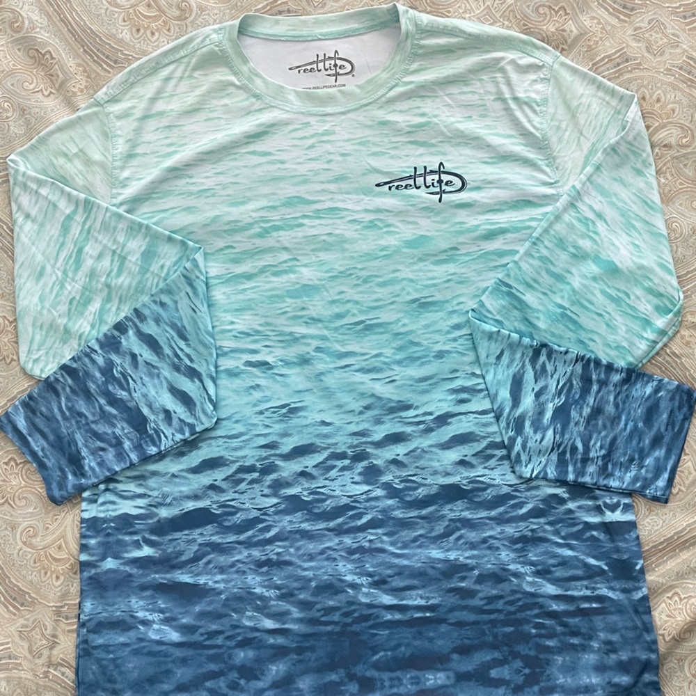 reel life Men's Ocean Blue Gradient Long Sleeve Performance Tee
